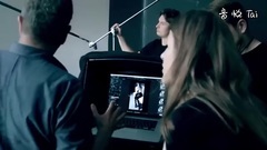 音乐短片 - 超模卡洛琳性感演绎WOLFORD内衣大片