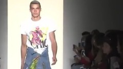 Fashion Show - Jeremy Scott Spring Summer 2018