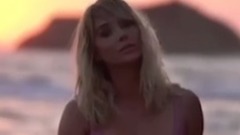 音乐短片 - 欧美性感风 红唇情郎毫不吝啬大秀丰满翘臀尽显火辣诱惑