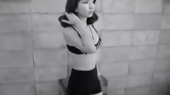 音乐短片 - 肉色性感的氛围,室内妹子诱惑大胸内衣秀,瞬间被勾引