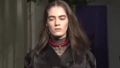 Fashion Show - Valentino 2017秋冬-优雅又摩登的新季晚礼风格