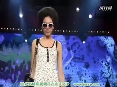 音乐短片 - T裤美腿安莉芳大型巡演内衣秀part1