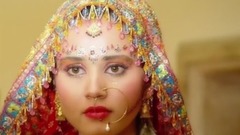 音乐短片 - 去印度旅游,大街上看见这类女人千万不要说话,小心引火上身!