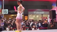 音乐短片 - 内衣秀2012