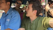 Paraiso (En Tuk Tuk)