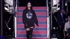 Fashion Show - TommyNow秋冬 伦敦时装周秀场大片The Chainsmokers配乐