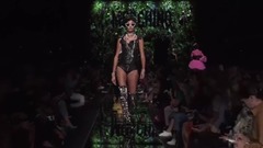 Fashion Show - Moschino Spring Summer 2018