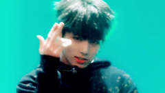 防弹少年团,田柾国(防弹少年团),V(防弹少年团) - MIC Drop