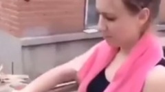 搞笑音乐,音乐短片 - 东北汉子娶了一个俄罗斯美女媳妇是一种怎样的体验?