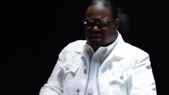 Poo Bear - Black & White