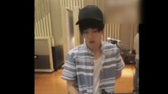 华晨宇 - 华晨宇直播《烟火里的尘埃》录音师排练