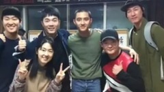 EXO,都暻秀(EXO) - D.O.再度为电影作品把头发剪短 真的好短啊
