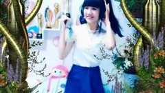 模仿翻唱 - 路灯下的大女孩