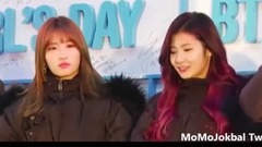 TWICE - TWICE MOMO x SANA Bestfriends