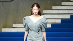 韩国群星 - 韩彩英2018首尔时装周
