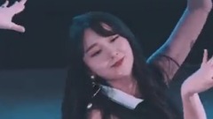 PRISTIN,Roa（PRISTIN） - WEE WOO