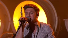 尼尔·霍拉尼 - Niall Horan - Slow Hands 现场版 2017