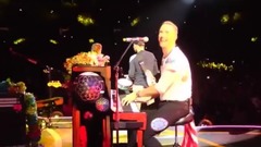 Coldplay - Hymn for the Weekend