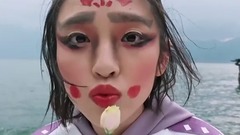 爱她就变成她!李晨辣眼COS武媚娘比美范冰冰