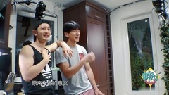 张亮黄晓明分享奶爸心得 靳梦佳听了都想哭[超清版]