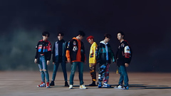 GOT7 - TURN UP