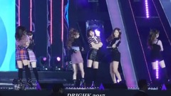 TWICE,娜琏(Twice),定延(Twice),Momo(Twice),子瑜(Twice) - Cheer Up