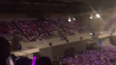 少女时代,太妍(少女时代) - 泰妍PERSONA演唱会泰妍指挥一秒换字饭拍 17/05/20