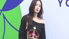 T-ara,Apink,孙娜恩(Apink),朴孝敏(T-ara),宝拉(Sistar) - 2017SS赫拉首尔时装周 朴孝敏 Apink Sistar YES新闻报道