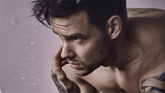 Liam Payne - Bedroom Floor