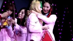 少女时代,俞利(少女时代),孝渊(少女时代) - Adorable Friendship