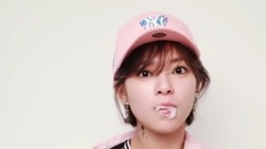 TWICE - WOW