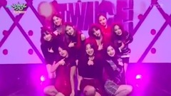 TWICE - Likey - KBS音乐银行现场版 17/11/10