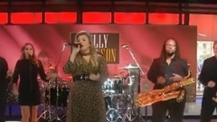 Kelly Clarkson - Love So Soft
