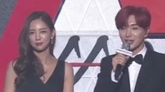 EXO - AAA颁奖典礼 EXO人气赏 获奖感言 中文字幕 17/11/15 (TE)
