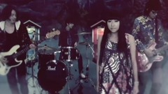 Violent is Savanna - アワイロサクラチル