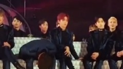 Super Junior,防弹少年团,Red Velvet,GFriend,BLACKPINK - K-POP爱豆 vs 烟花