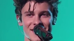 Shawn Mendes - There's Nothing Holdin' Me Back