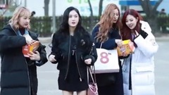 韩国群星,SONAMOO - [音乐银行行程] 入程停仪  - SONAMOO、HE.A 17/12/01