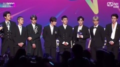 EXO - EXO红毯 - 2017MAMA in Hong Kong现场版 17/12/01