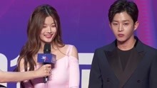 金裕贞,金玟锡 - 金裕贞 & 金玟锡红毯 - 2017 MAMA in Hong Kong