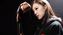 美女翻唱爆红歌曲巴音汗《80000》唱的好走心