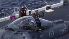 经典的垂直起降AV-8b鹞 起飞和降落