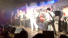 Velhas Virgens - Essa Mulher Só Quer Viver na Balada
