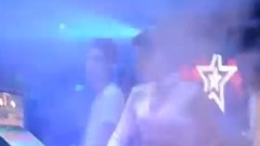 网络音乐 - <不做你幸福的玫瑰>DJ舞曲版,忍不住单曲循环试听!