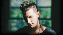 Shaun Frank,Violet Days - Shaun Frank & Violet Days - Addicted 歌词版