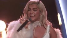 Bebe Rexha - Bebe Rexha - Meant To Be - 现场版 2017