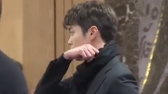 李承哲,韩国群星,金申英,Apink - SHINee金钟铉去世 生前好友同僚艺人前往灵堂吊唁[更新中] 10,李承哲,APINK,金申英等