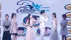 关晓彤 - 马可表白关晓彤 赵韩樱子失控