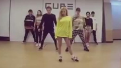 金泫雅 - Lip & Hip