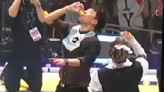 G-Dragon(BigBang),胜利(Bigbang),BigBang - 哺乳瓶比赛喝牛奶